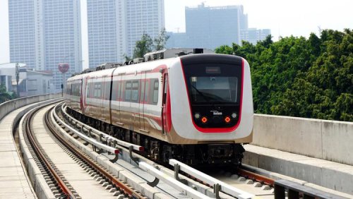 Rayakan Hari Kartini, Hari Ini Perempuan Gratis Naik Transjakarta, MRT, &amp; LRT