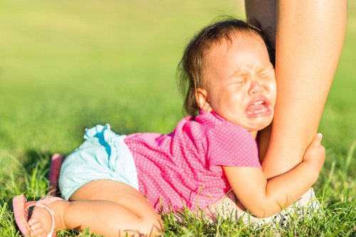 4 Cara Mencegah Anak Menjadi Manja, Jangan Menyerah Saat Anak Tantrum
