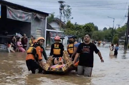 Waspada Cuaca Ekstrem 19 Februari 2026, BMKG: 11 Wilayah Berstatus Siaga Hujan Sangat Lebat