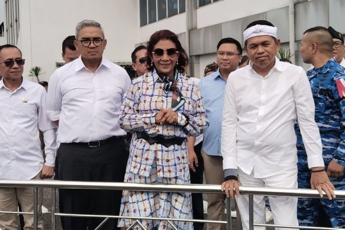 Tangis Haru Susi Pudjiastuti Saat Susi Air Buka Rute Bandung&ndash;Yogyakarta