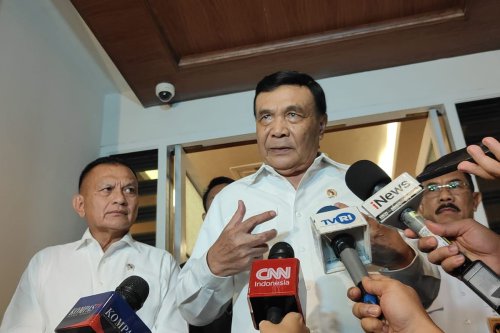 Tidak Tahu Sebelumnya soal Penunjukan, Hari Pertama Menko Polkam, Djamari Langsung Gelar Rapat, Pelantikan Menko Polkam dalam Reshuffle Kabinet Merah Putih, Profil Singkat Djamari Chaniago, Djamari Chaniago Baru Tahu Jadi Menko Polkam Sehari Sebelum Dilantik