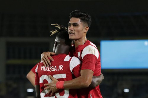 Link Live Streaming Madura United vs Persis,  Kick Off Pukul 19.00 WIB