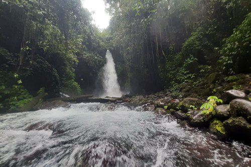 Top 5+ Air Terjun di Banyuwangi Alami Perlu Trekking Untuk Menjangkaunya