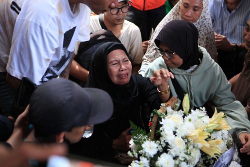Inisial 7 Polisi Brimob yang Ditangkap Terkait Rantis Lindas Driver Ojol Affan Kurniawan