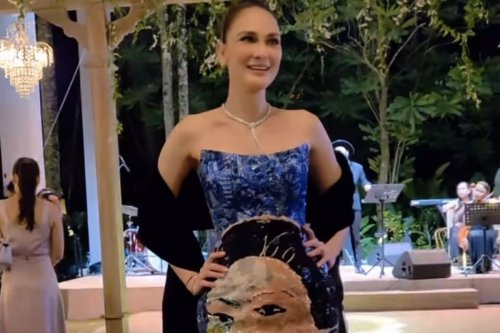 Luna Maya Kenang Sang Ayah lewat Lukisan di Gaun Pernikahannya&nbsp;