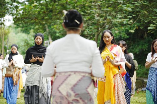 Mengenal Yoga Beksan, Olah Raga dan Rasa dengan Tarian Jawa