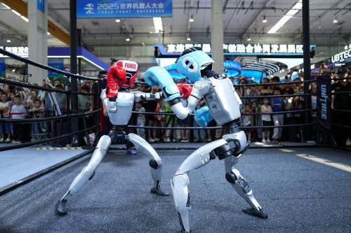 Konferensi Robot Global di China Pamerkan 100 Humanoid Baru