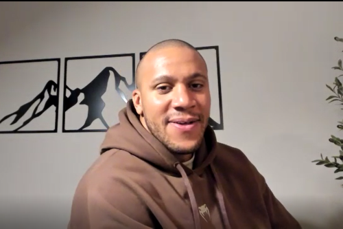 Alex Pereira Bidik Rekor Gila di UFC, Latihan Tanding Bareng Sean Strickland