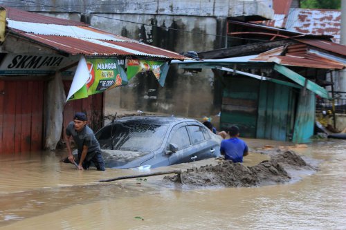 Banjir Aceh Parah, Gubernur Mualem: Seakan Mengalami Tsunami Kedua...