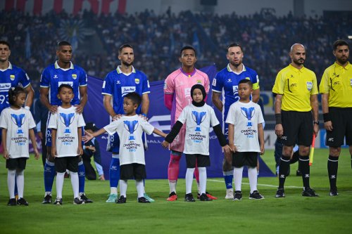 Daftar Susunan Pemain Persib Vs Bhayangkara FC: Klok Absen, Barba Jabat Kapten