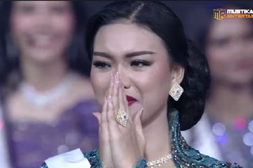 Top 5+ Potret Anggun Puteri Indonesia 2025 Firsta Yufi Amarta Putri&nbsp;Asal Jawa Timur