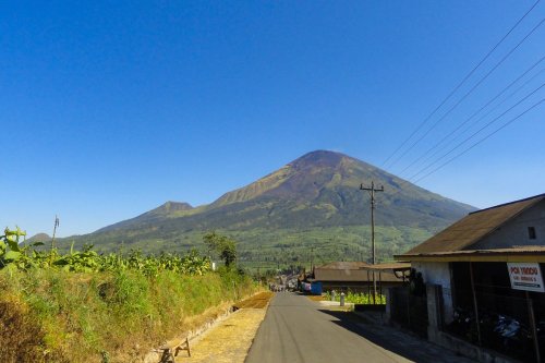 Idul Adha, shalat Idul Adha, idul adha, Shalat Idul Adha, shalat idul adha 2025, Shalat idul adha di garung, Shalat Idul Adha di Garung Wonosobo, Harmoni Ibadah dan Keindahan Alam