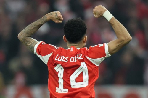 Alih-alih Rekrut Olise, Gerrard Sarankan Liverpool Pulangkan Luis Diaz