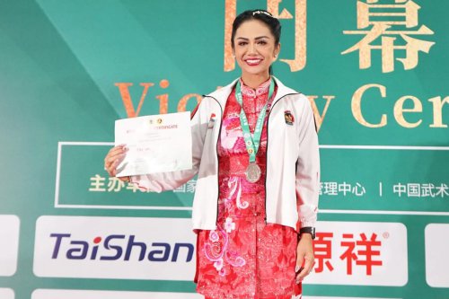 Top 7+ Gaya Kris Dayanti Saat Raih Medali Perak di World Kungfu Championship, Nuansa Ceria
