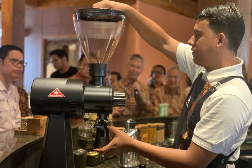 Kedai Jamu Kini Hadir seperti Coffee Shop, Jadi Tempat Nongkrong Nyaman