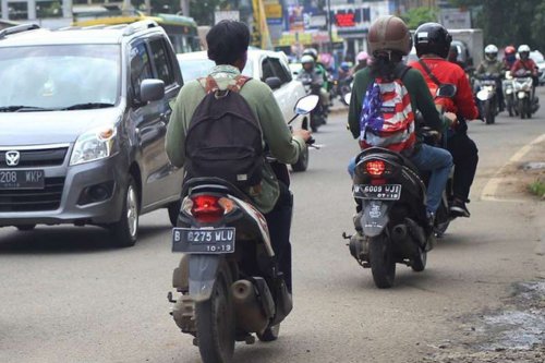 Kebiasaan Berbahaya yang Kerap Dianggap Sepele Pengendara Motor