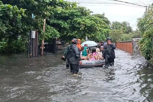 Kisah Warga Imam Bonjol Denpasar Hadapi Banjir, Tak Bisa Tidur hingga Evakuasi Hewan