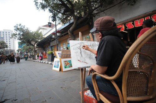 Itinerary Seharian Jalan Kaki di Jalan Braga Bandung