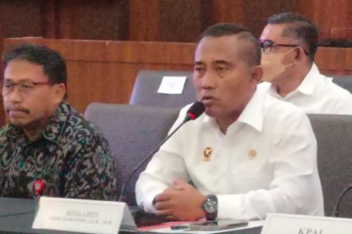 Bagaimana ruang digital mempercepat radikalisasi?, Mengapa anak-anak dan perempuan menjadi kelompok rentan?, Apakah paparan hanya berasal dari media sosial?, Bagaimana upaya negara menangkal ekstremisme digital?, Radikalisasi Kini Diklaim Lebih Cepat, BNPT: Anak Bisa Terpapar Doktrin Hanya dalam 3&ndash;6 Bulan
