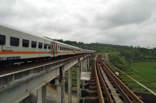 Jadwal KA Bengawan Solo-Jakarta PP Januari 2026, Tarif Mulai Rp 74.000