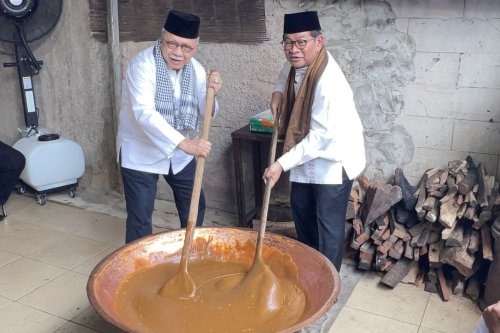 Pramono Ingin Dodol Betawi Jadi Sajian Berbagai Acara di Balai Kota