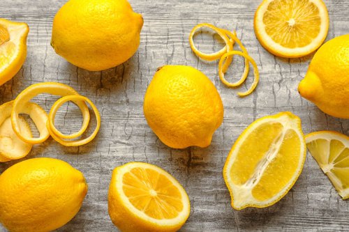 Jangan Dibuang, Inilah Cara Memanfaatkan Kulit Lemon untuk Masakan