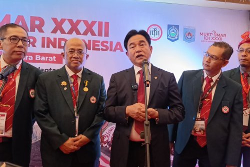 Yusril Ihza Mahendra, Wakil Presiden, Gibran Rakabuming Raka, Papua, Yusril Sampaikan Penugasan Khusus Wakil Presiden, Gibran, papua, gibran, Gibran Papua, Yusril Tegaskan Wapres Gibran Tidak Akan Pindah Kantor ke Papua
