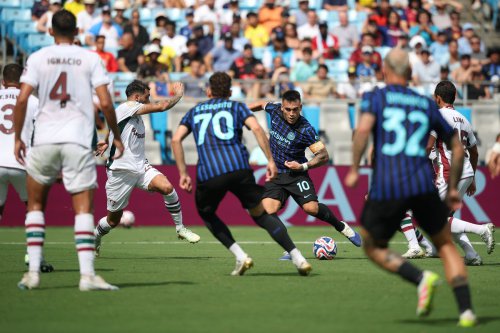 Christian Vieri Lawan Logika, Sebut Inter Milan Favorit Juara Liga Italia