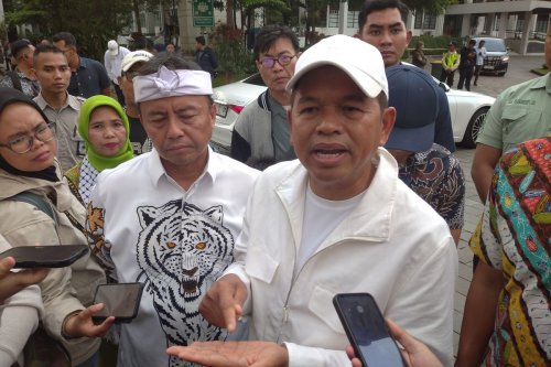Dedi Mulyadi Perintahkan Disdik Pantau Kolom Komentar Medsos Cari Anak Putus Sekolah