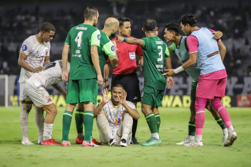 PT LIB Tanggapi Saran Semen Padang Terkait Penggunaan Wasit Asing