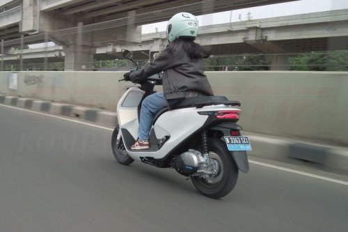 motor listrik, Test ride, rasa berkendara, cuv e:, Honda CUV e:, Rasa Berkendara Honda CUV e:, Bisa Santai dan Diajak Ngebut