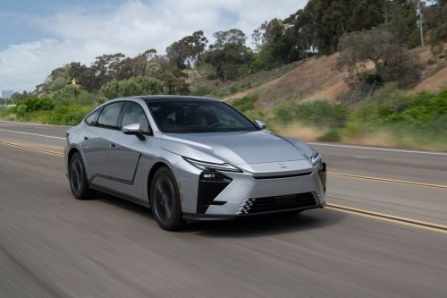 Lexus, Lexus ES, Ketika Unsur Mewah, Hi-Tech, dan Hijau Diramu dalam Kabin Minimalis