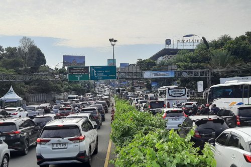 Liburan Aman ke Puncak: Jalur Alternatif yang Perlu Diketahui
