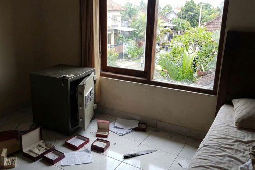 Rumah Dokter di Makassar Dibobol Maling Saat Cap Go Meh, Uang Angpao Rp 50 Juta Raib