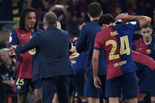 Manuver Transfer Liverpool: Incar Bintang Muda Porto, Bidik Bek Barcelona