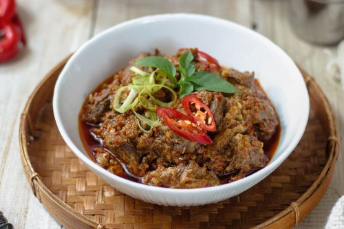 1. Resep tetelan sapi oseng acar, 2. Resep sapi ca kailan, 3. Resep rendang sapi 1 kilogram, 4. Resep empal bumbu bacem, 5. Resep nugget daging, 7. Resep dendeng ragi, 8. Resep nasi gandul khas Pati&nbsp;, 9. Resep semur daging sapi 2 kilogram, 10. Resep sop tulang kambing, 11. Resep krengsengan sapi, 12.&nbsp;Resep gadon sapi santan, 13. Resep nasi goreng kambing, 14. Resep soto daging madura, 15. Resep gulai cincang khas Minang, Top 15+ Resep Olahan Daging Kurban Selain Sate, Bisa untuk Idul Adha