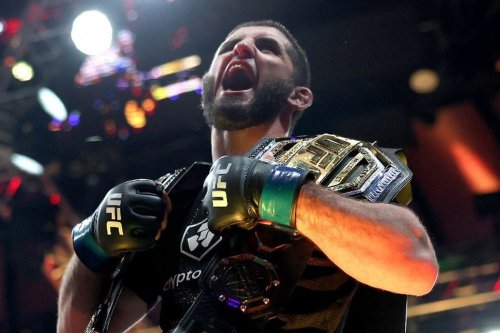 Islam Makhachev Raih Gelar Juara Welter UFC Usai Tumbangkan Maddalena