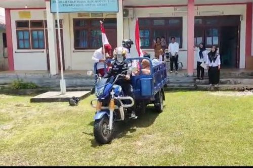 maluku, Pendidikan inklusif, Maluku Tenggara, Tual, siswa berkebutuhan khusus, Kota Tual, SLB Negeri Tual, anak disabilitas Maluku, rehabilitasi asrama SLB, Kisah Kepala SLB Negeri Tual Antar Jemput 32 Siswa Berkebutuhan Khusus dengan Tosa