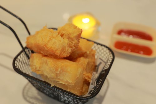 Ternyata Gampang, Ini Trik Bikin Singkong Goreng Renyah Merekah Sempurna