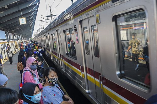 jadwal KRL, Stasiun Manggarai, Stasiun Bekasi, jadwal KRL hari ini, jadwal krl bekasi-manggarai, jadwal krl bekasi-manggarai april 2025, Jadwal KRL Bekasi&ndash;Manggarai April 2025, Lengkap dari Subuh hingga Malam