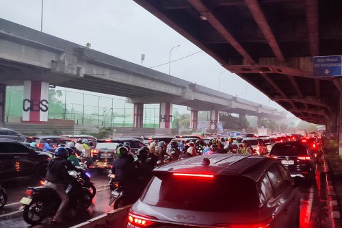 Proyek Pembangunan Saluran Air di Cawang Jakarta Timur