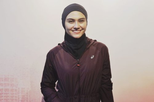 Zee Zee Shahab Ceritakan Perjalanan Menemukan Hijab Olahraga yang Nyaman