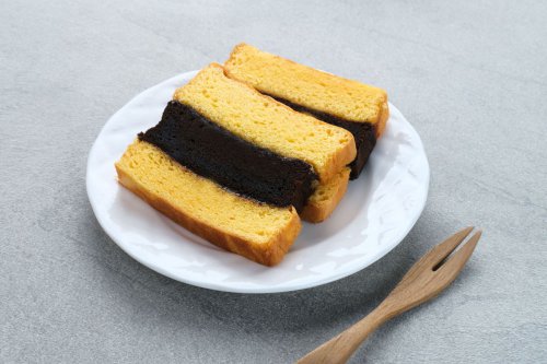 Resep Lapis Surabaya Ekonomis, Pakai 6 Telur Hasilnya Tetap Lembut!