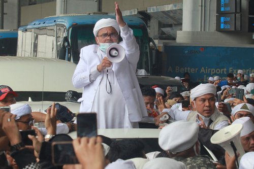 Ceramah Rizieq Shihab di Pemalang Ricuh, Massa Ormas Saling Serang