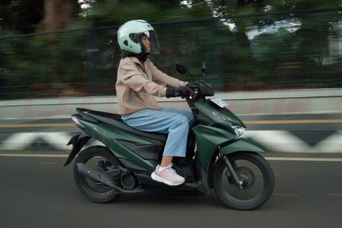 Waktu Ideal Ganti Oli Motor Honda BeAT