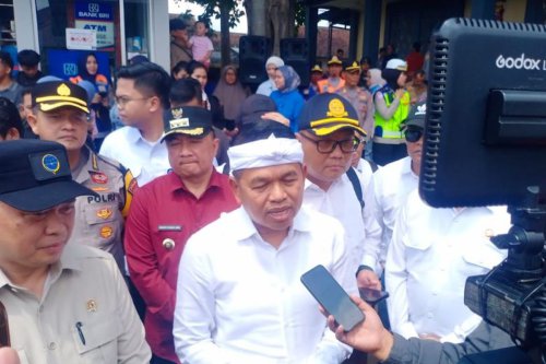 Dedi Mulyadi Instruksikan THR untuk Petugas Kebersihan PU Jabar Dibagikan Pekan Ini