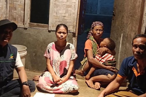 Hidup dari Sampah, Makan dari Bangkai: Kisah Pilu Pemulung di TPA Sarimukti