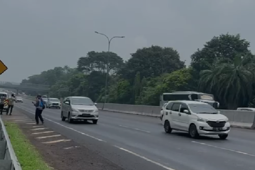 Mulai Padat, One Way Diterapkan dari Km 70 Cikampek - Km 188 Cipali