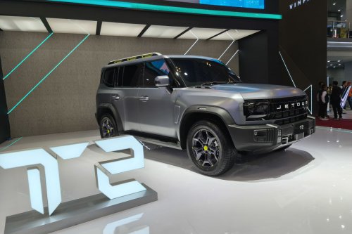 Jetour Pamer SUV Premium T2 di GIIAS 2025: Tangguh dan Mewah