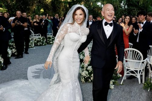 Top 7+ Fakta Pernikahan Jeff Bezos dan Lauren Sanchez, Pakai 27 Gaun Berbeda